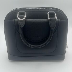 Ezell Crossbody